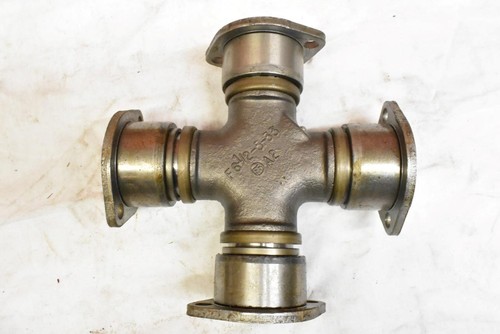 NEW Dana Spicer 5-124X 1800 Series Universal Joint / U-Joint - Picture 6 of 8