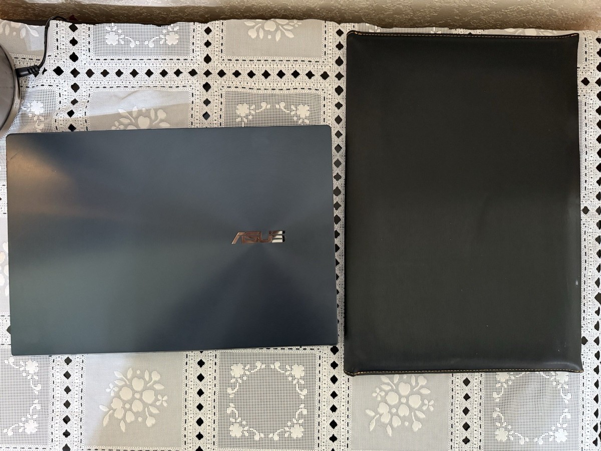 ASUS ZenBook Duo 14 UX482 14 ASUS ZenBook Duo 14 UX482 14