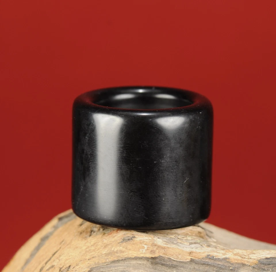 ANILLO GENERAL CERTIFICADO 38g 100% NATURAL XIN JIANG HOTAN JADE NEGRO TALLADO A MANO Foto 2 de 4