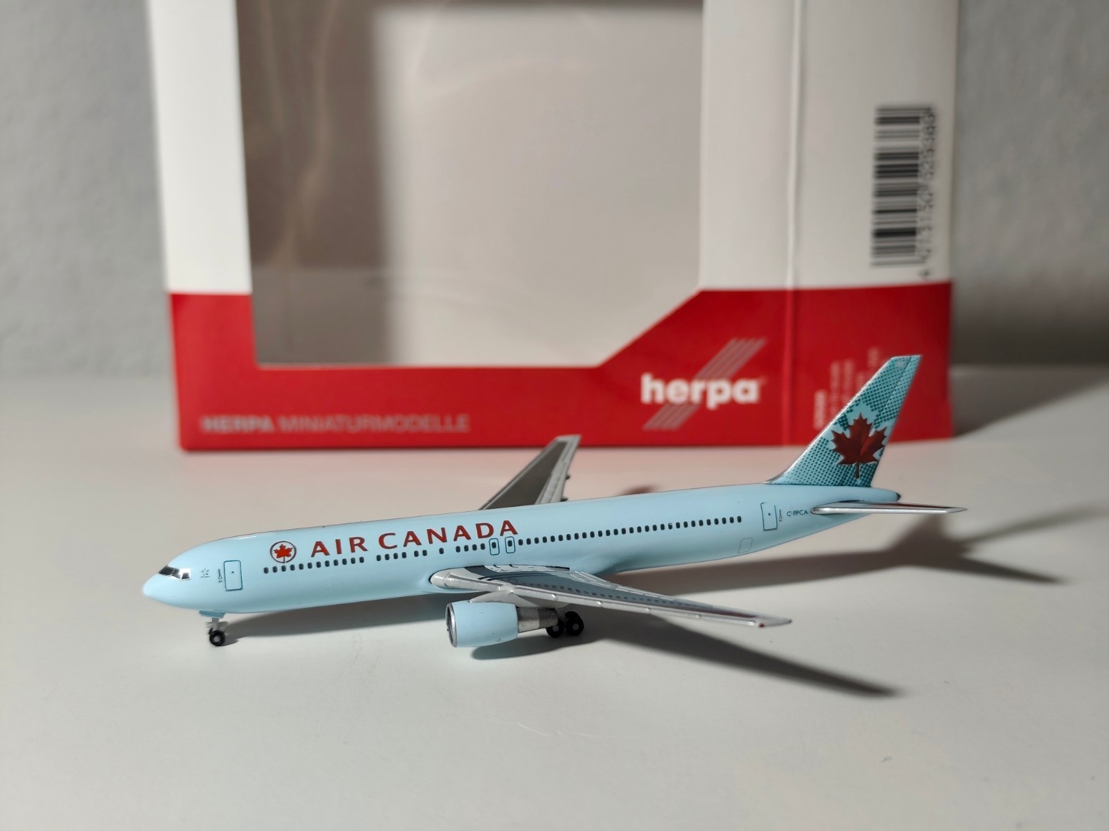 Herpa Wings Air Canada Boeing 767-300 C-FPCA 529389 1:500