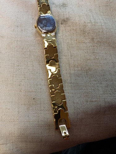 Lady's Gold Tone Bulova Dress Watch - Cocktail - With Fresh Battery - Picture 7 of 10