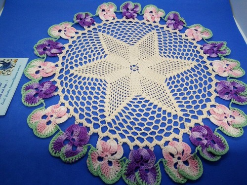 Charming 3D Pink & Purple Pansy Flowers Vintage Hand Crochet Centrepiece - Picture 5 of 5