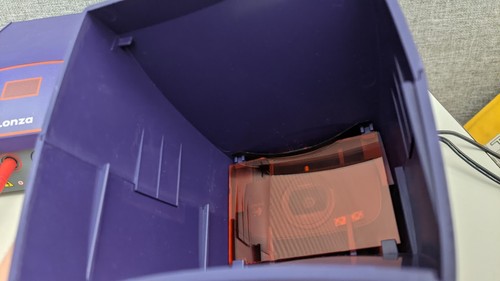 LONZA FlashGel DNA/RNA Recovery System Device Pack Camera, Dock - Picture 3 of 10