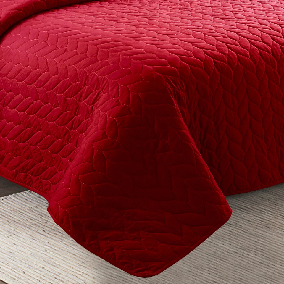 3 Piece Lightweight Bedspread Quilt Set Microfiber Quilts Prewashed, Queen King - Image 2 of 4