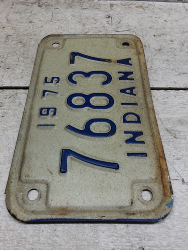 Original 1975 Indiana Motorcycle License Plate 76837 Shovelhead - Picture 4 of 9