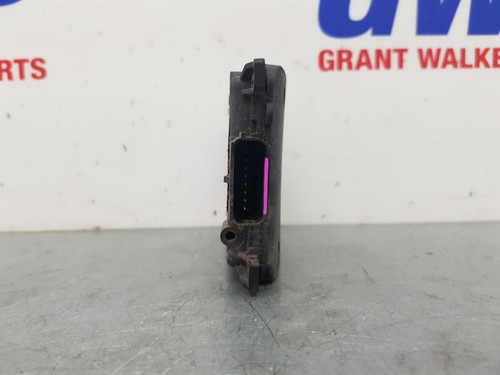 MAZDA BT50 TF LH LEFT BLIND SPOT MODULE 2020-2023 8975240211 - Picture 3 of 4