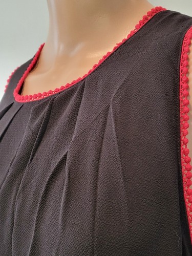 Mini Vestido UMGEE Sin Mangas, Bordado, Negro/Rojo, Cerradura Trasera, Talla Med - Imagen 4 de 7