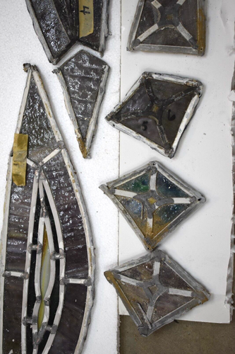 Konvolut verschiedene Buntglasabschnitte, Lamb Studios (CU956) Kelch Co - Bild 10 von 16
