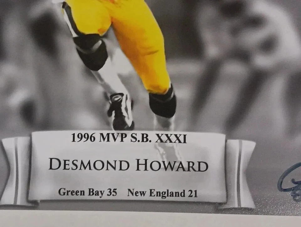 Foto firmada y mini casco certificado de autenticidad auténtico RIDDELL 8"×10" Desmond Howard SB 31 MVP Foto 3 de 4