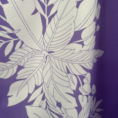 Hilo Hattie Dress Size Medium Ruffled Neck And Hem Poly Purple And White Floral - Picture 6 of 9