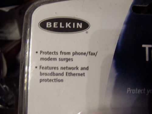 BELKIN Travel Surge Protector F9H220 Hidden Swivel Plug - NIP - Picture 4 of 8