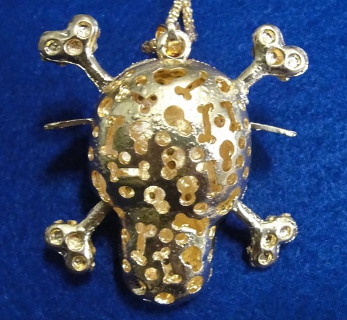 Pirate SKULL Cross Bones Rhinstone Halloween Costume Betsey Johnson Necklace PNK - Bild 9 von 11