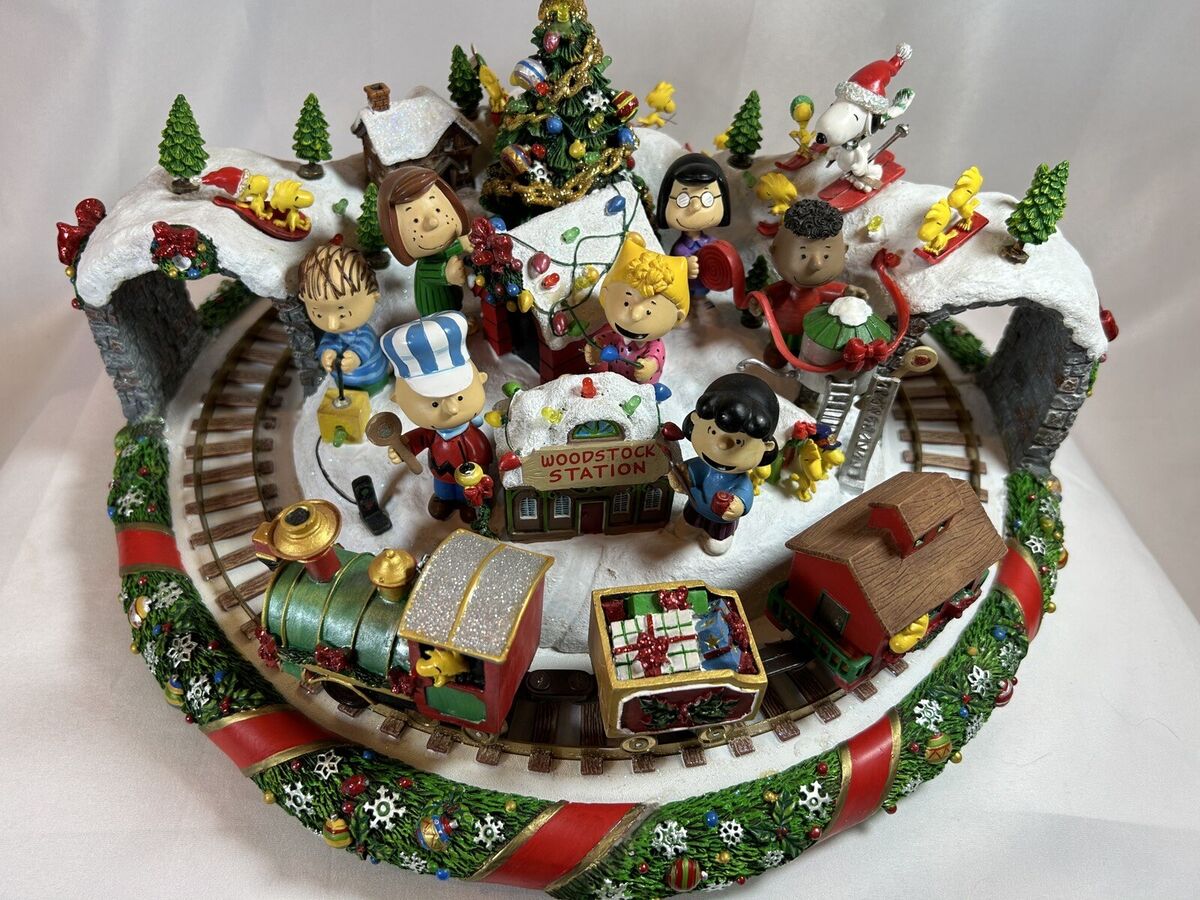 DANBURY MINT PEANUTS CHRISTMAS WONDERLAND WOODSTOCK STATION DANBURY MINT PEANUTS CHRISTMAS WONDERLAND WOODSTOCK STATION