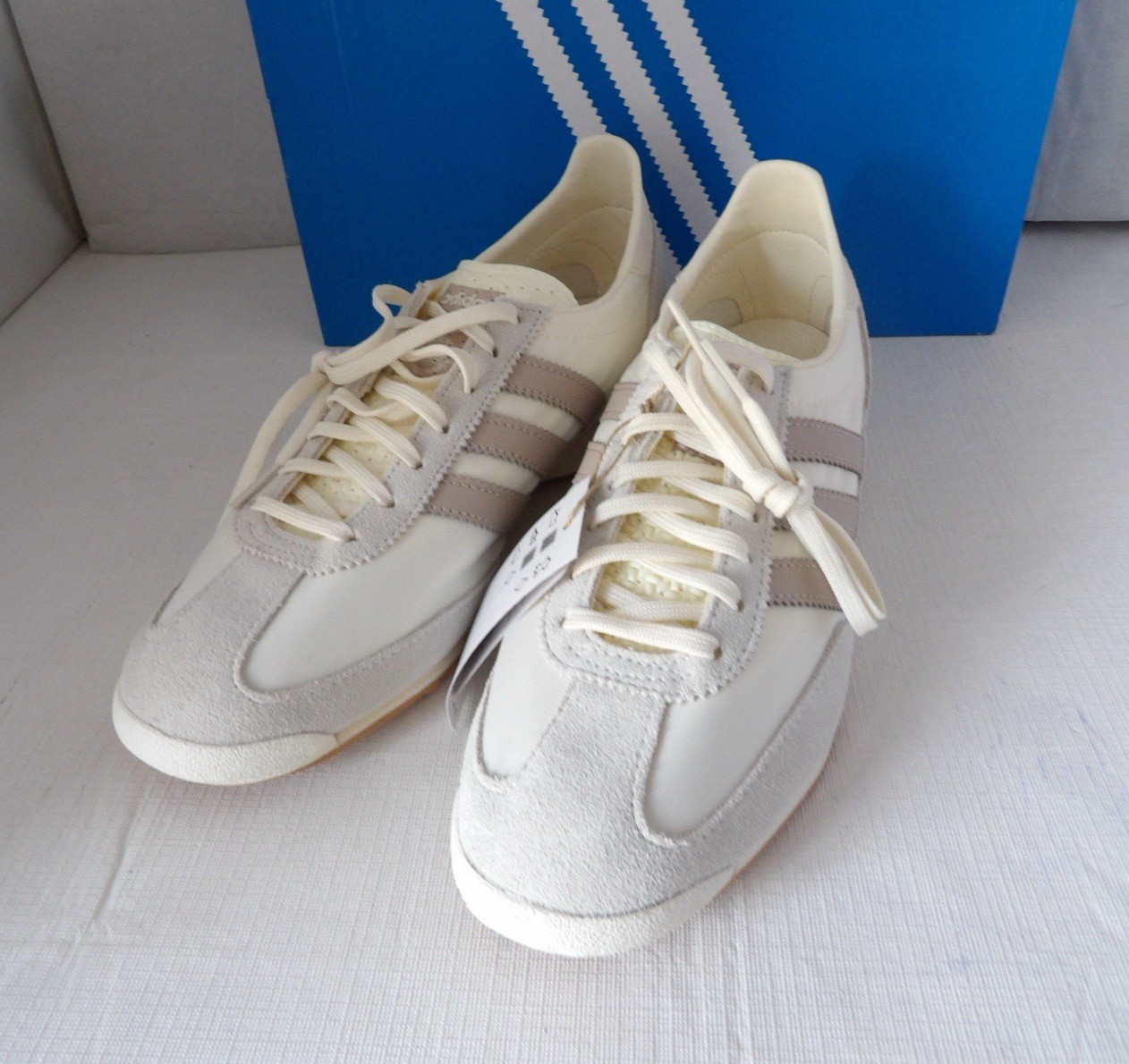 NWOB Authentic ADIDAS SL 72 OG Ivory, Gray Women's Shoes Size 9 Medium