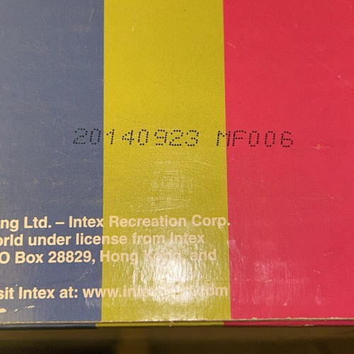 Intex 18-Pocket Fashion Mat Float 74 x 28 in. Green Yellow New In Box - Picture 5 of 6