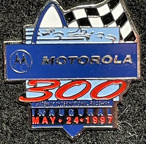 5/97 St Louis Gateway Intl Raceway Motorola Inaugural 300 Enameled Hat Pin NEW - Picture 2 of 3