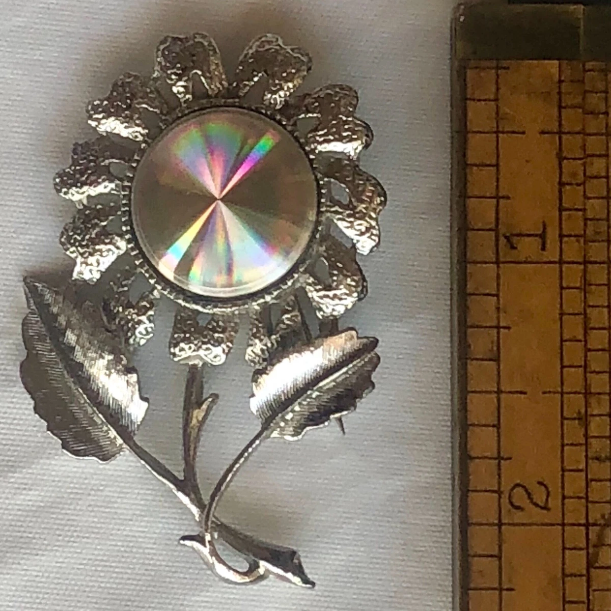Jewelarama brooch deals