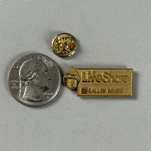 Life Share Blood Centers 1 Gallone Spender goldfarbene Anstecknadel Pinback #56060 - Bild 2 von 3
