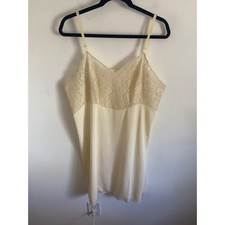 Lorraine Lingerie Vintage Cream Lace Trim Slip Nightgown Size 44