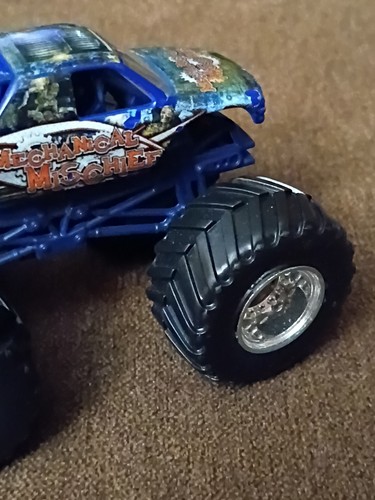 RARE Hot Wheels Monster Jam Truck 1/64 Diecast Metal Mechanical Mischief - Bild 15 von 16