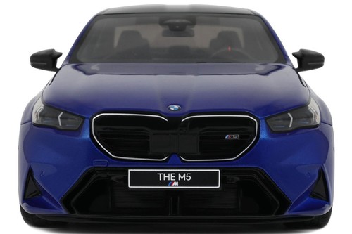 GT507 Preorder BMW M5 G90 Marina Bay Blue Metallic GT Spirit 1/18 - Foto 4 di 5