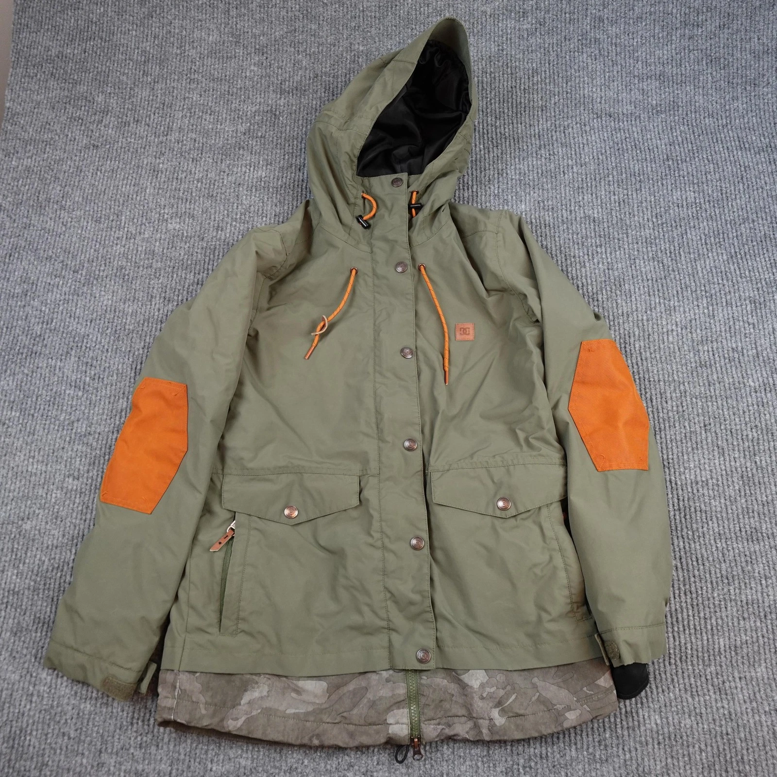 DC Jacket Mens Medium Green Hooded Insulated Ski Snow 10K Waterproof
Opens in a new window or tab
