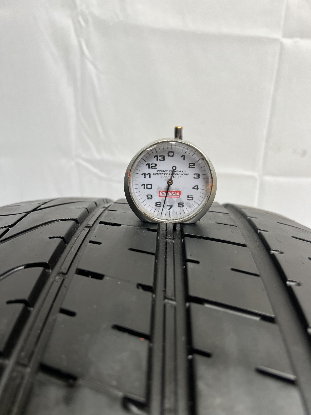 1 - NO REPAIRS 275/35ZR20 XL (102Y) Pirelli P Zero (B1) Bentley OEM - 8057