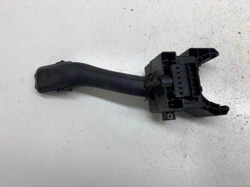 SKODA OCTAVIA I 1U2 Wischergriff 4B0953503H 1.90 Diesel 66kw 2001 23941994