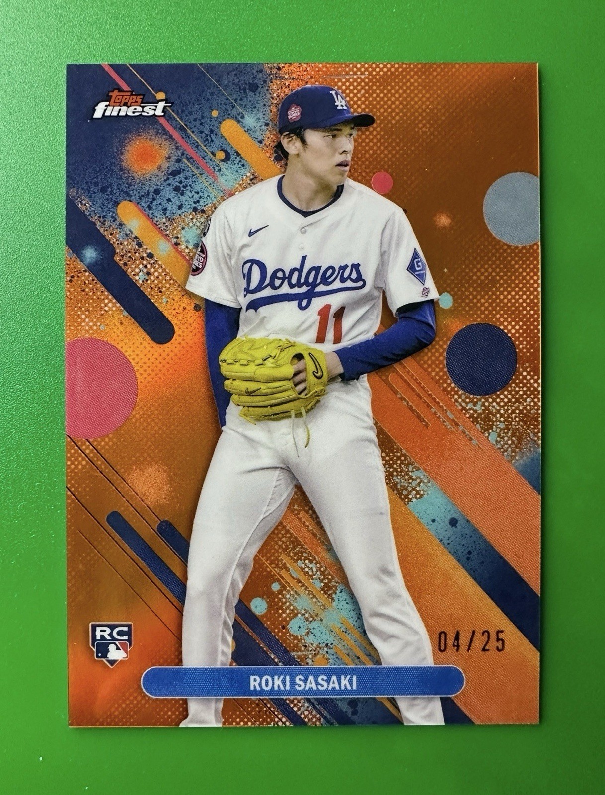 2025 Topps Finest Roki Sasaki #40 True Orange /25 RC Dodgers SP, RC, SN 🔥 