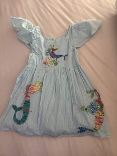 Mini Boden Mädchen Kleid mit Flatterärmeln und Applikation 3-4 Jahre