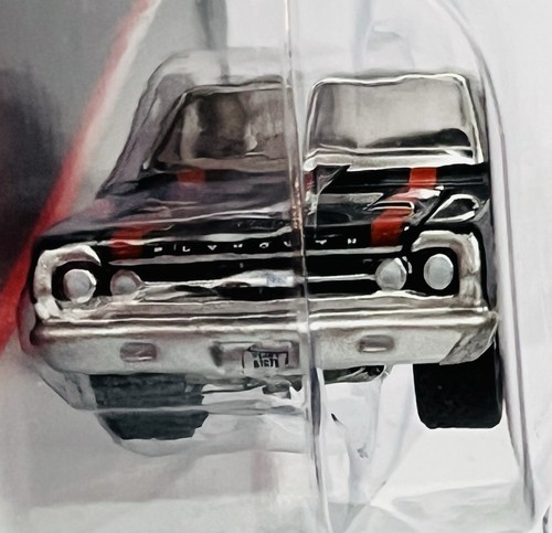 Johnny Lightning (Muscle Cars USA) "1967 Plymouth GTX" 2 Variationen - NEU - Bild 14 von 19