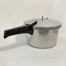 Presto Pressure Cooker 6 Quart Canner with Booklet Trivet Jiggler Gasket