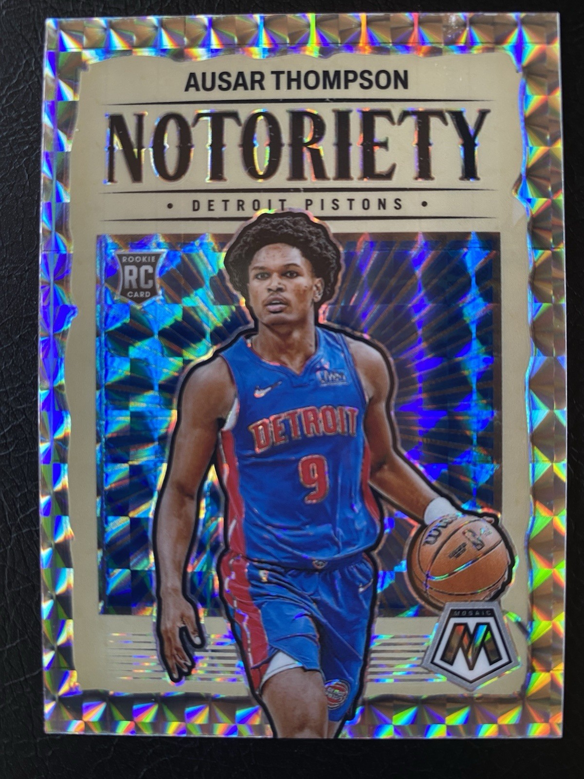 2023-24 Panini Mosaic Ausar Thompson Notoriety Mosaic Prizm RC SP Pistons