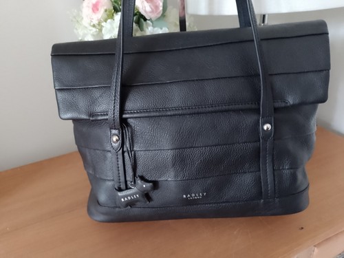 Radley Schultertasche schwarz Leder gestreift in sehr gutem Zustand mit Staubbeutel - Bild 2 von 16