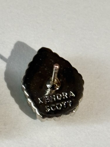 Kendra Scott Silver Rhodium Emerald Green Tessa Stud Earrings - 第 12/16 張圖片
