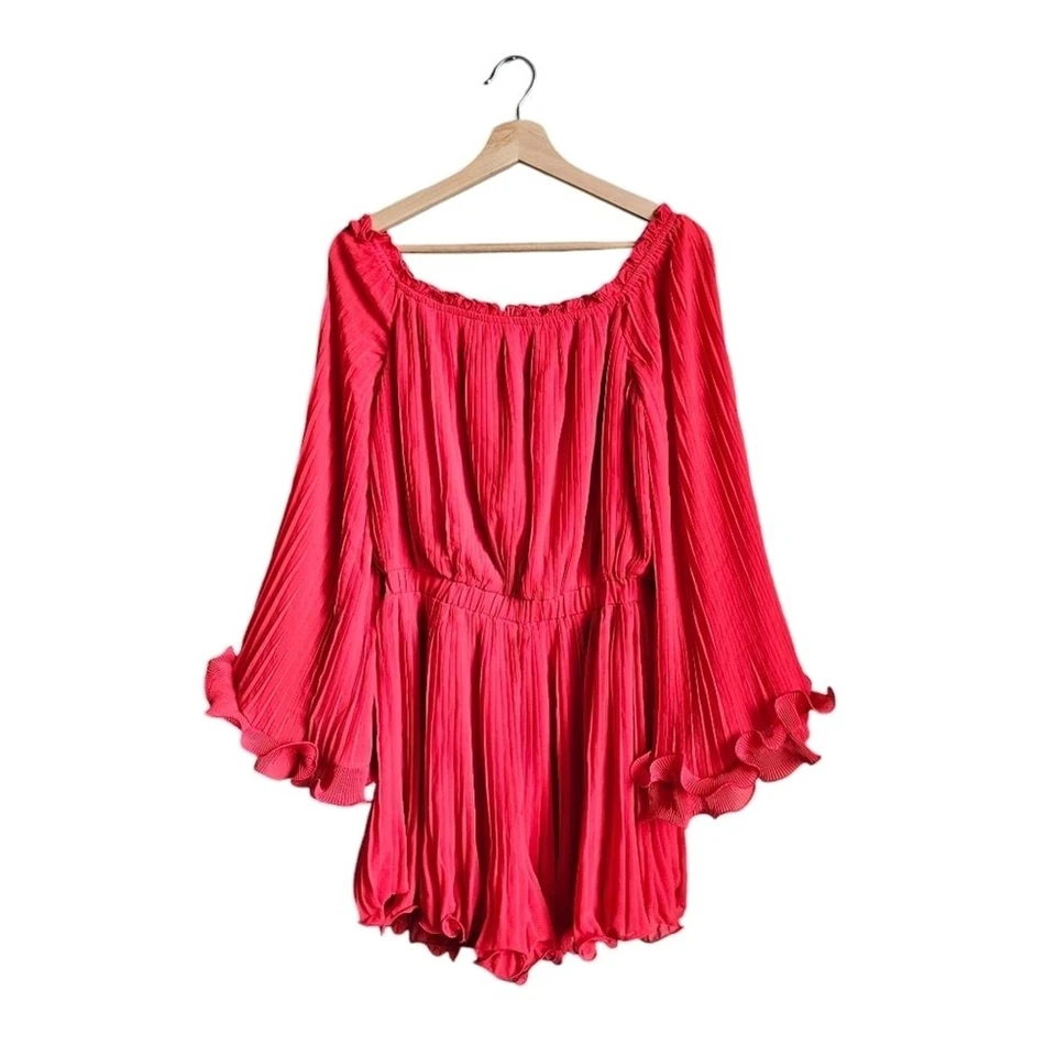 NUEVO Mameluco Manga Larga Bohemia Rojo Rosa Sin Fin Talla Mediana Foto 2 de 4