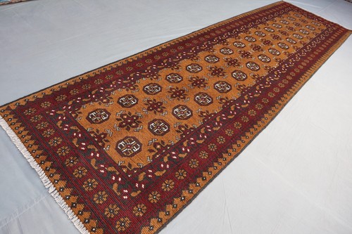 2x9 Traditional Bokhara Wool Runner – Warm Gold with Classic Medallion Design. - Picture 3 of 12