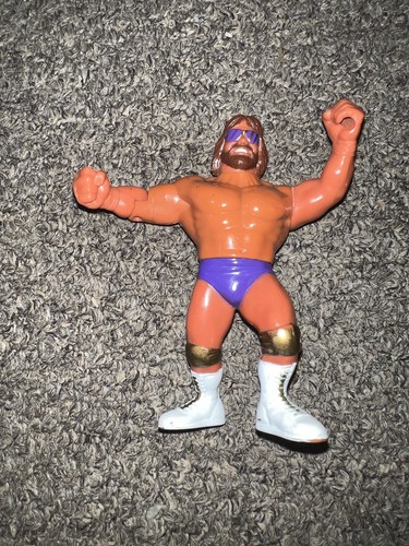 WWE Hasbro Series 2 Macho Man King Randy Savage WW...