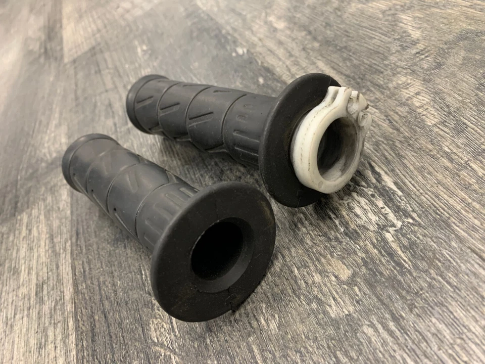 川崎ZX9R ZX12R ZX1200 ZX6R ZX7R ZX11忍者右把油门管 — 第 2/4 张图片