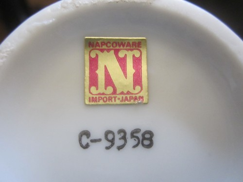 NAPCOWARE IMPORTACIÓN-JAPÓN PLATA 25 ANIVERSARIO JARRÓN BLANCO CON ADORNO PLATEADO - Imagen 7 de 8