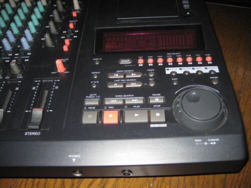 Yamaha MD8 8-track multi-track Mini Disc MD Power confirmed junk - Picture 2 of 13