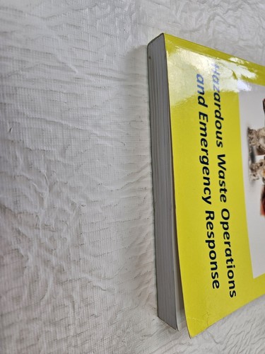Hazwoper ehsMaterials Book Hazardous Waster Operations ER Response NIOSH Guide - 第 3/16 張圖片
