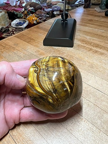 Tigerauge Kristall Mineral Edelstein Handwerk handgeschnitzt Berg Präparat 777 - Bild 1 von 8