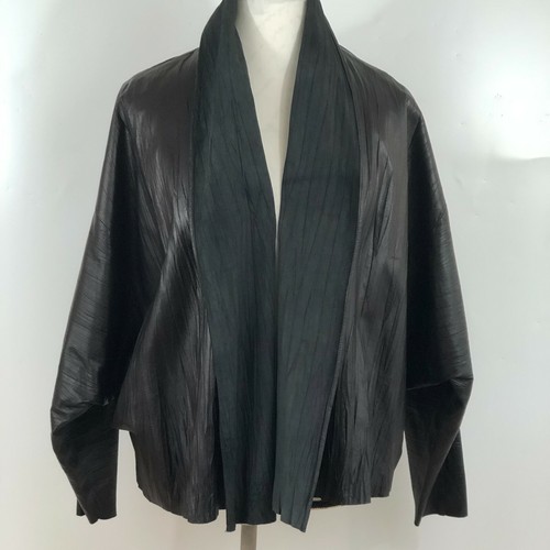Josie Natori Very Light Jacket Shirt in Crinkled B