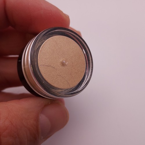 LOT OF 2 Wunder2 Pure Pigments SUNKISSED GOLD Eyeshadow - Picture 7 of 7