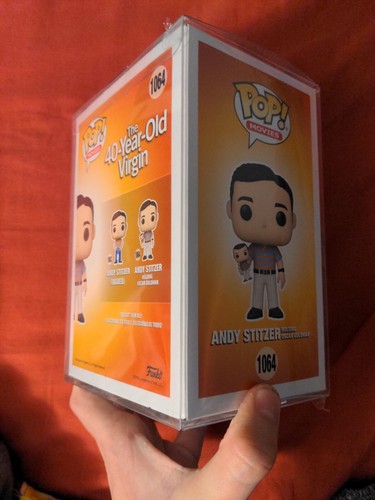 Funko Pop! Vinyl: Andy holding Oscar Goldman #1064 - Picture 14 of 18