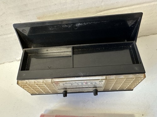 Rare Vintage National Panasonic Midget Personal Radio Pandora T-9 Six Transistor - Picture 3 of 12