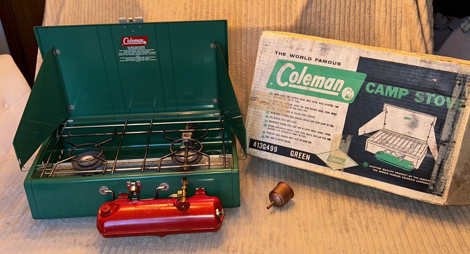 Vintage Coleman 413G Green Dual Two 2 Burner Gas Camp Stove w/ Box