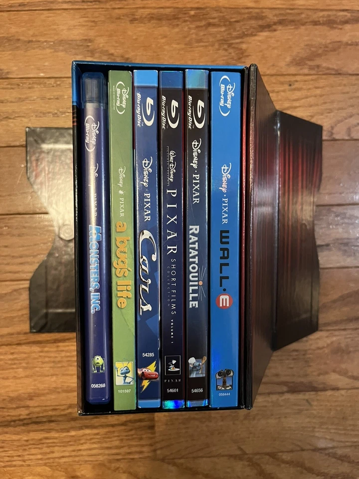 Disney Pixar Ultimate Blu-ray Collection - A Bug's Life/Cars/Monsters Inc + more - Image 2 of 4