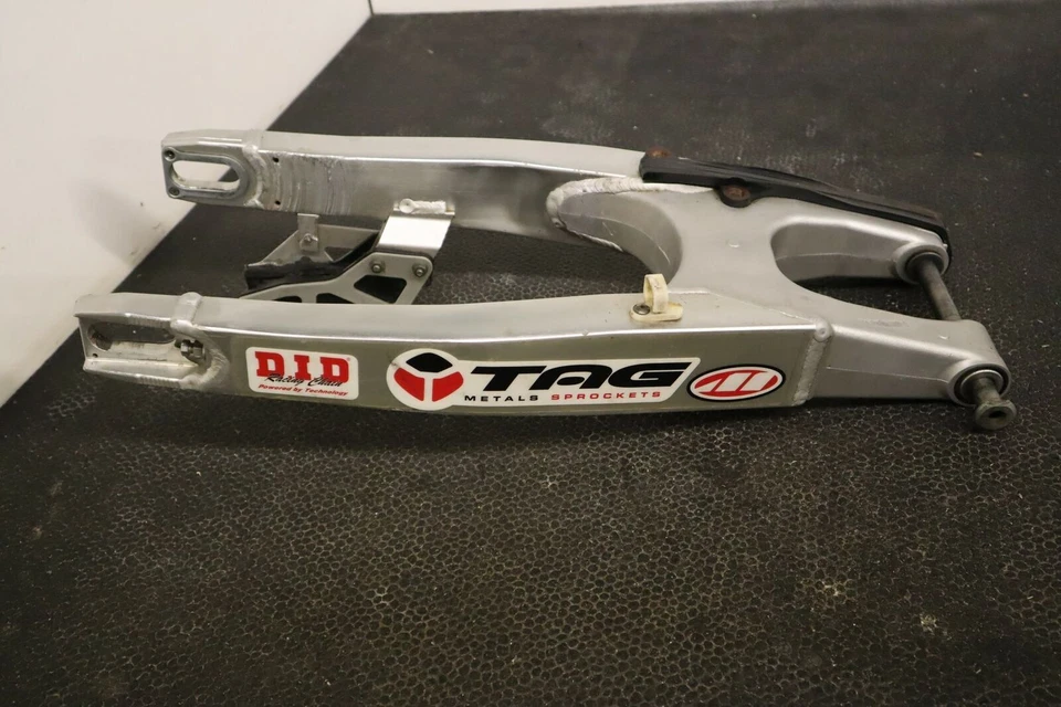 SUZUKI RMZ450 RMZ450Z 2005-2007 BRAZO OSCILANTE 61000-35G10 ENVÍO GRATUITO Foto 3 de 4